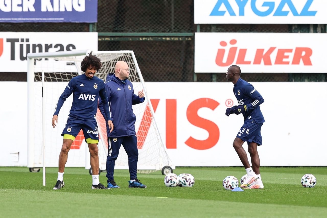 Jose Sosa: Emre Belözoğlu'nun gelişiyle bir şey değişmedi! 8