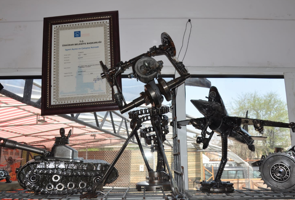 Go kart hurdalarının sanat eserine dönüşü 2