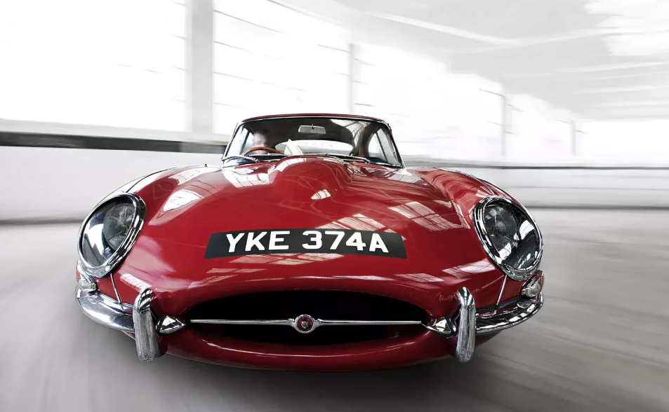 Jaguar E-Type 60. Yılını özel seriyle kutluyor 17