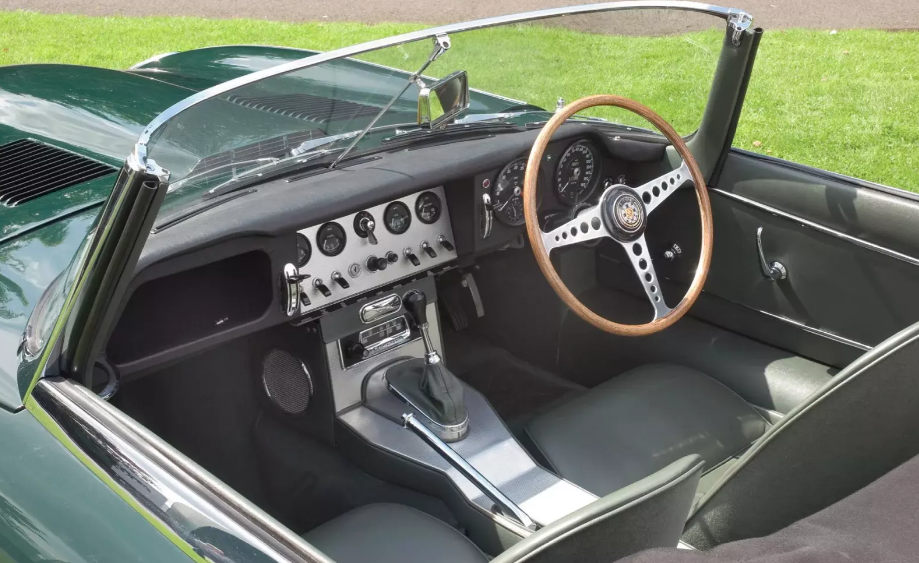 Jaguar E-Type 60. Yılını özel seriyle kutluyor 6