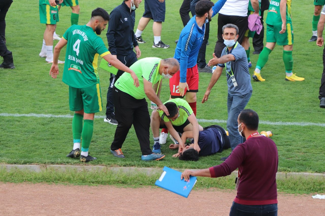 Siirt İl Özel İdare Spor-Dila Gıda Adıyaman 1954 Spor maçı karakolda bitti! 1