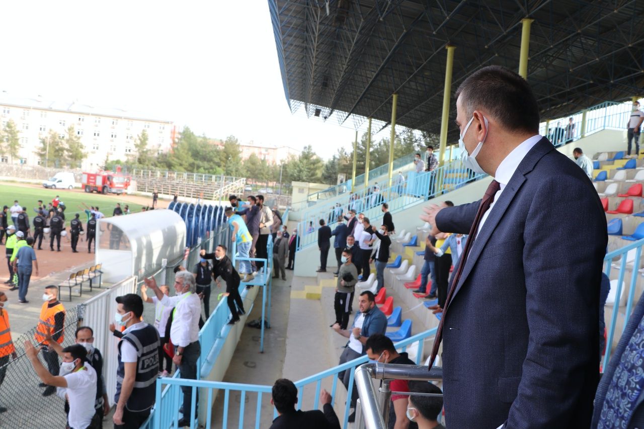 Siirt İl Özel İdare Spor-Dila Gıda Adıyaman 1954 Spor maçı karakolda bitti! 6