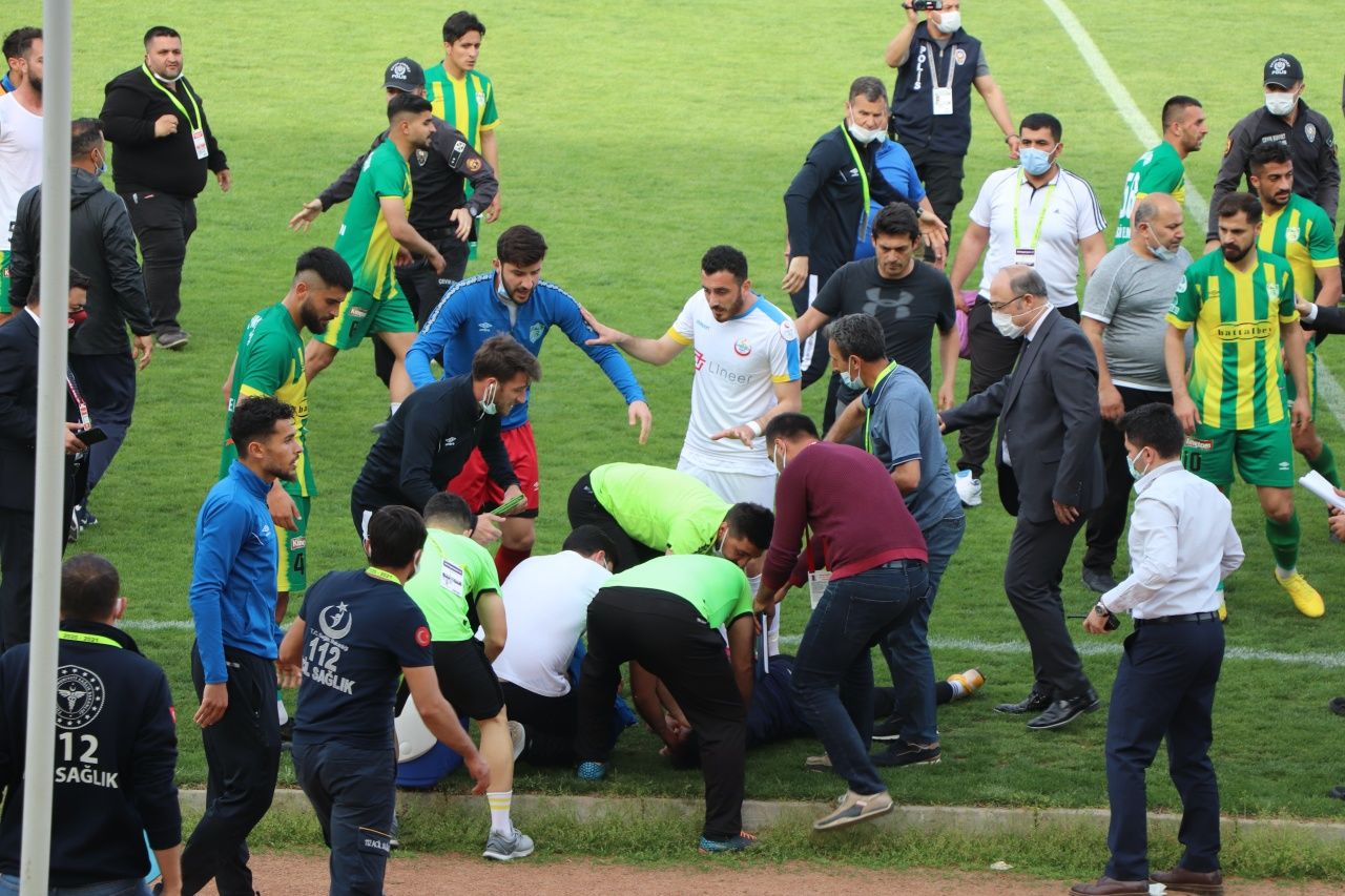 Siirt İl Özel İdare Spor-Dila Gıda Adıyaman 1954 Spor maçı karakolda bitti! 4