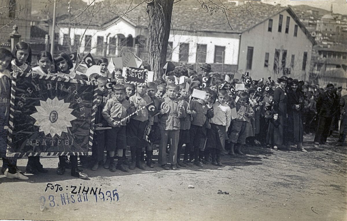 Geçmişten günümüze 23 Nisan Ulusal Egemenlik ve Çocuk Bayramı Kutlamaları 4