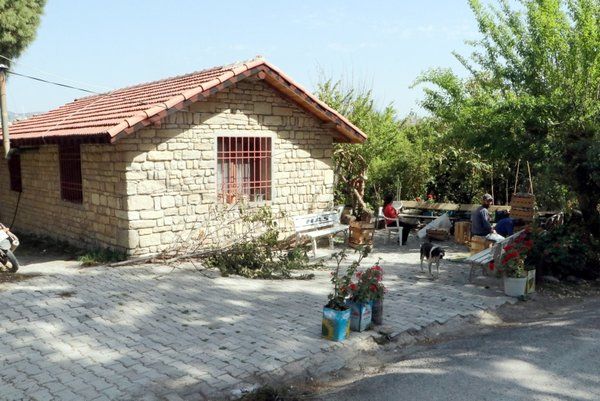 Hatay Samandağ'daki Ermeni köyünden Joe Biden'a tepki: Üzüntü duyuyoruz! 3