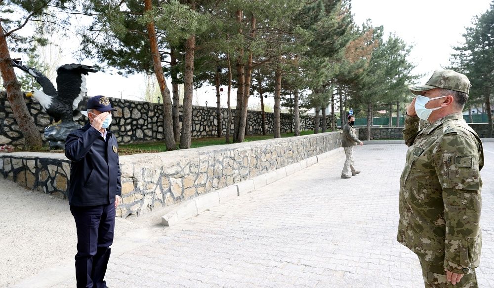 Milli Savunma Bakanı Akar: 31 terörist öldürüldü 5