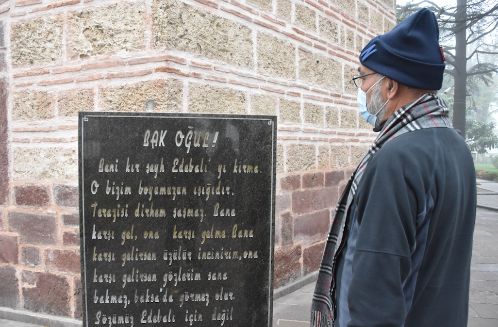 Ertuğrul Gazi'nin türbesini ziyaret etmek için İngiltere'den geldiler 6