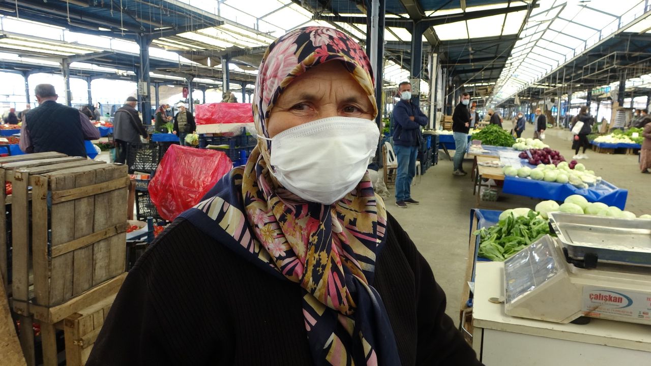 Kapanma öncesi pazara koştular, sosyal mesafeyi unuttular 4