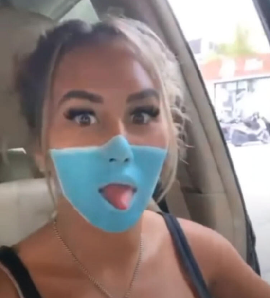 İki YouTuber'ın maske şakası kötü sonuçlandı! 12