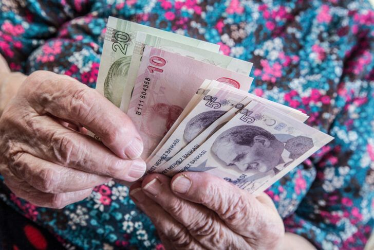 Milyonlarca emeklinin beklediği gün yaklaştı! 2 bin 200 TL yatacak... 4