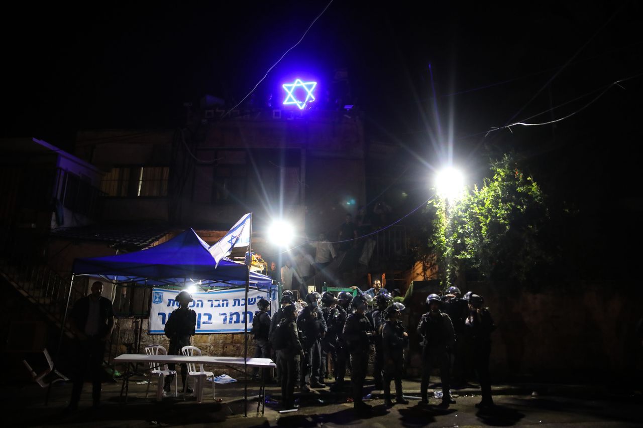 İsrail polisi, Filistinli ailenin evine zorla girdi 6