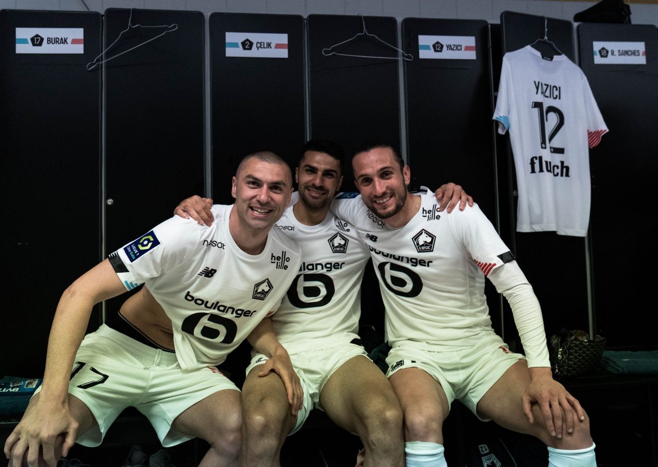 Biz 3 kişiydik; Zeki Çelik, Yusuf Yazıcı ve ben... Kral Burak Yılmaz 1