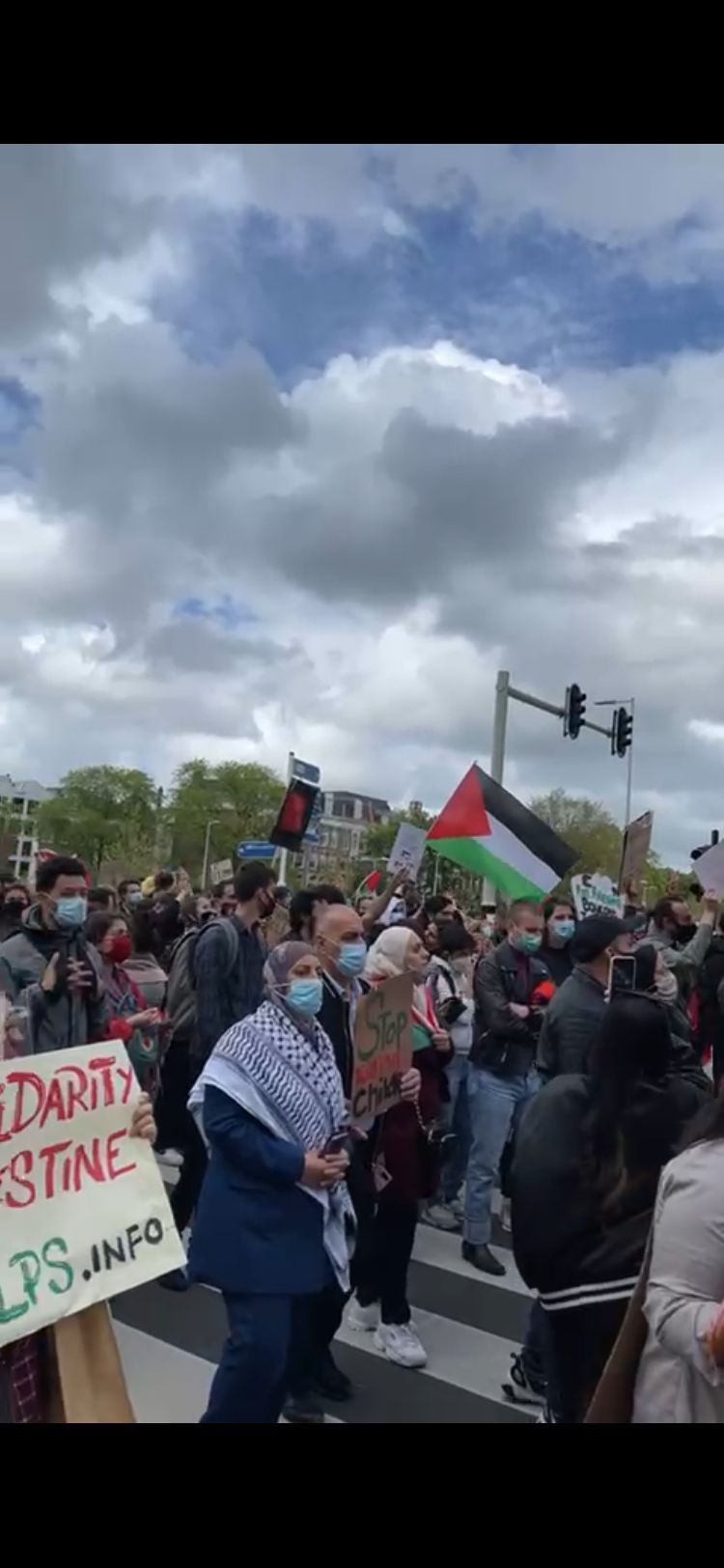 Amsterdam’da Türk bayraklı ve Erdoğan’lı İsrail protestosu! 7