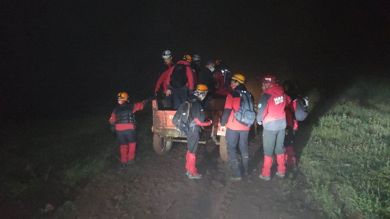 Dağdan atlayan paraşütçüden acı haber 9