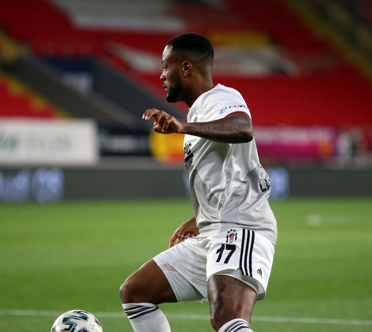 Beşiktaş'ın en medyatik 11'i belli oldu 7