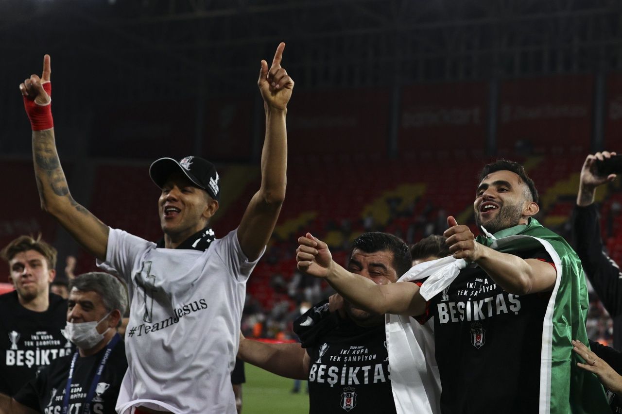 Rachid Ghezzal Kupa finalinde de asist yaptı! 3