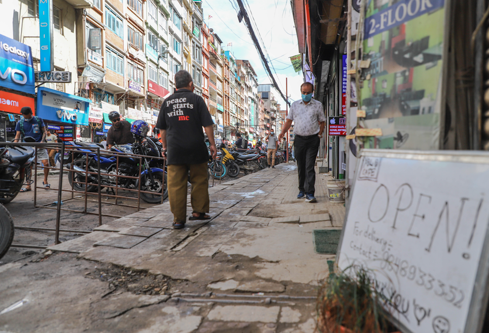 Hindistan'dan sonra Nepal de koronavirüs felaketiyle karşı karşıya 18