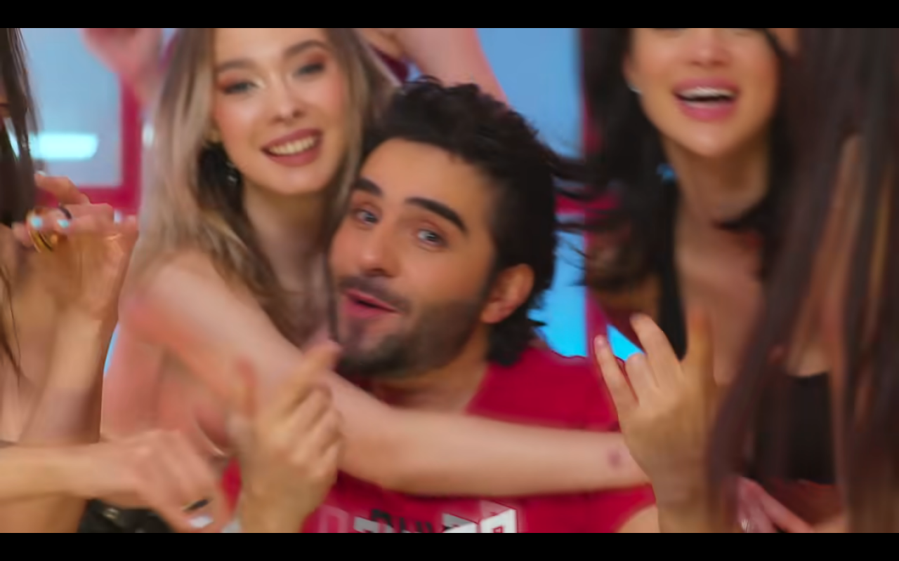Sergen Yalçın'ın sevgilisi Lisaveta Karibskaya, İsmail YK'nın klibinde! 18