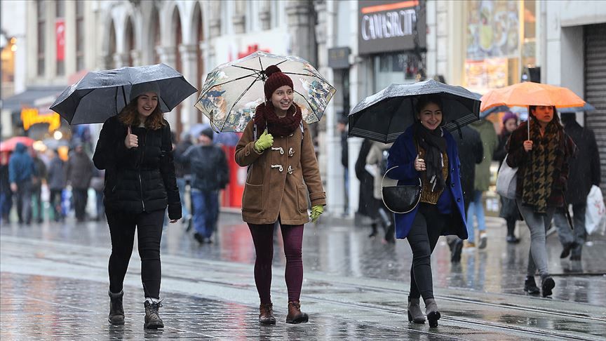 Meteoroloji'den turuncu uyarı: Kuvvetli sağanak bir anda bastıracak! 11
