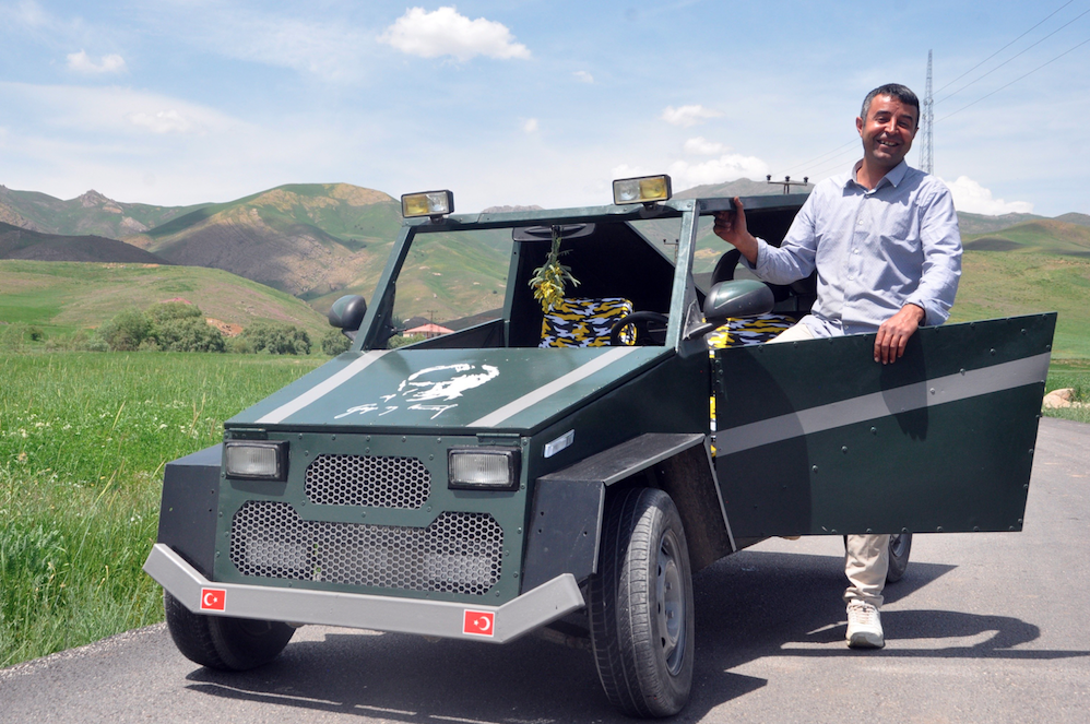 Yüksekovalı çobandan 'Hummer' araba 4
