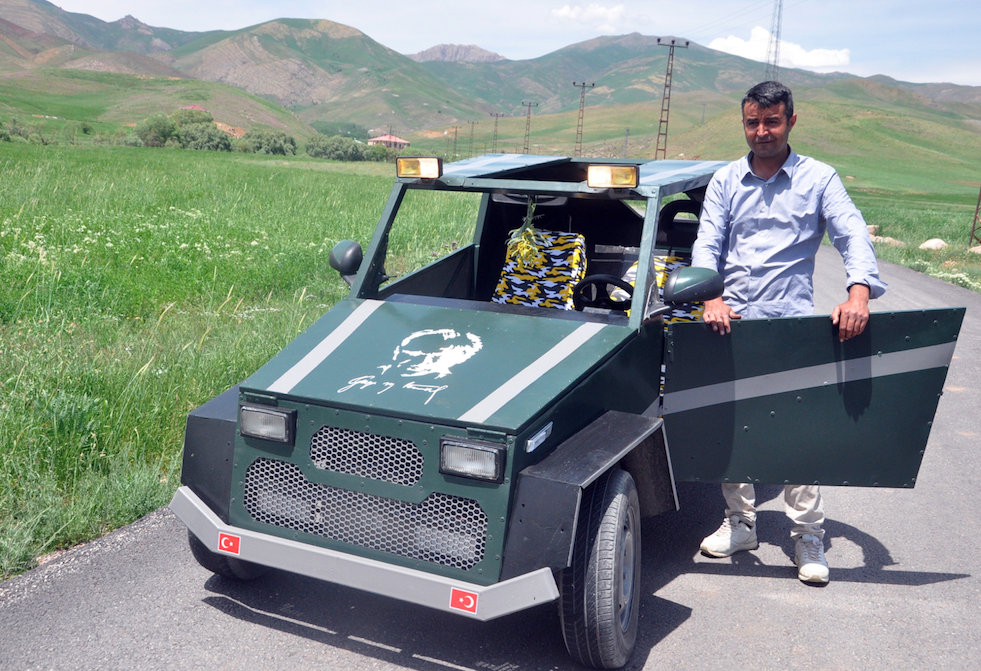Yüksekovalı çobandan 'Hummer' araba 7