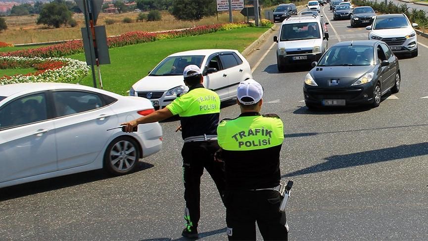 Araç sahiplerine müjde! Trafik cezalarına yapılandırma geliyor... 11