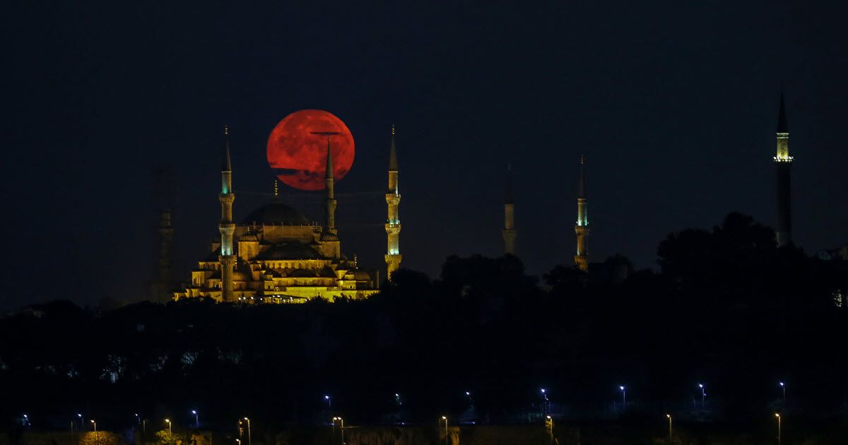 Kanlı Ay uyarısı: Bu dönem kimseyle tartışmayın! 1