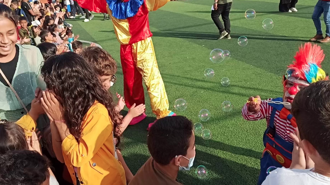 Gazzeli çocuklar savaşın izlerini silmeye çalışıyor 25