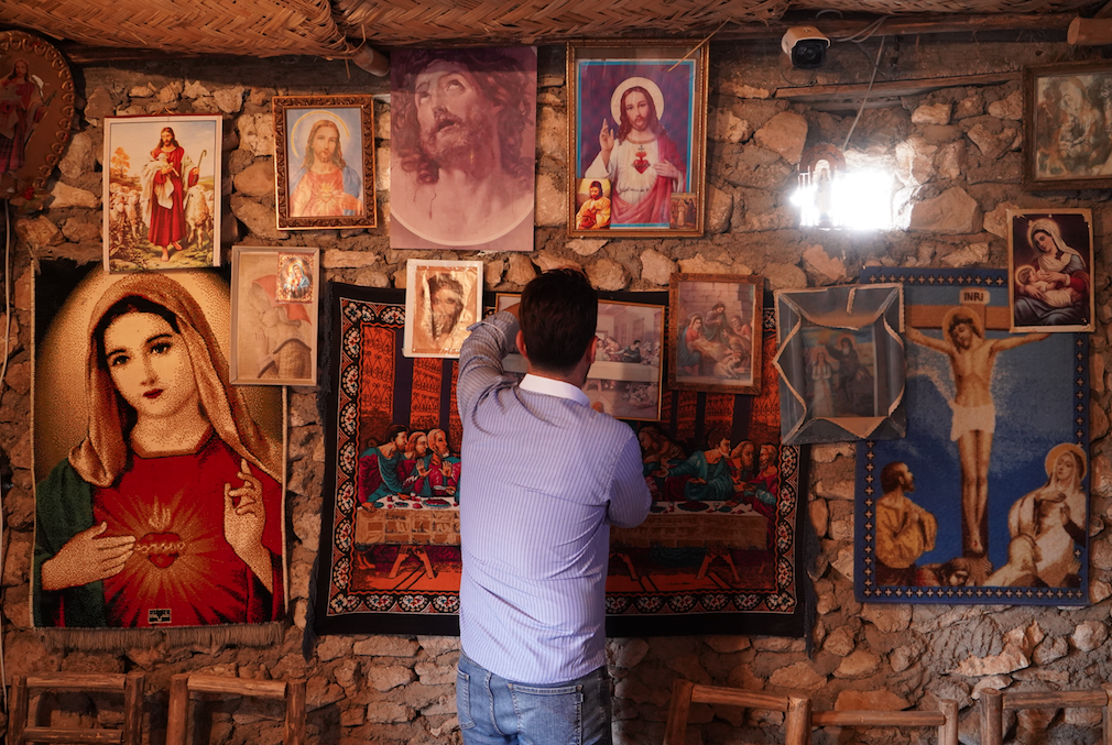 Iraklı sanatçı tarih kitaplarında okuduğu Alkuş köyünü yeniden inşa etti 28