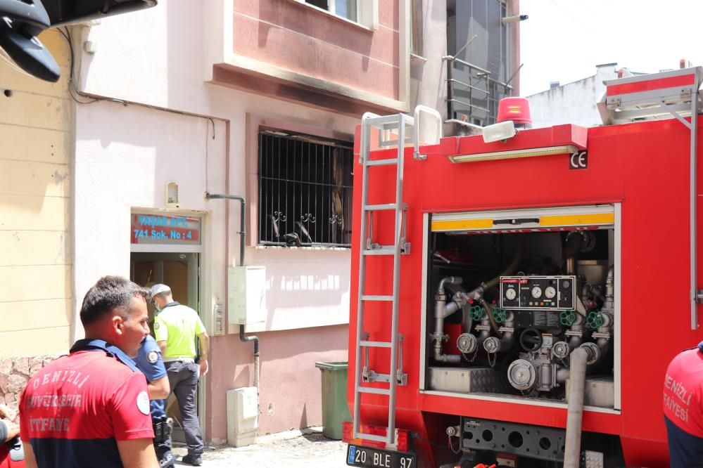 Evini yakıp apartman kapısını kilitleyen kadın "Kızım yaptı" diyerek kaçtı! 3