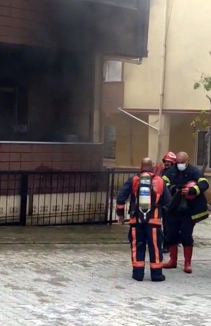 3 yaşındaki çocuk evi yaktı 2