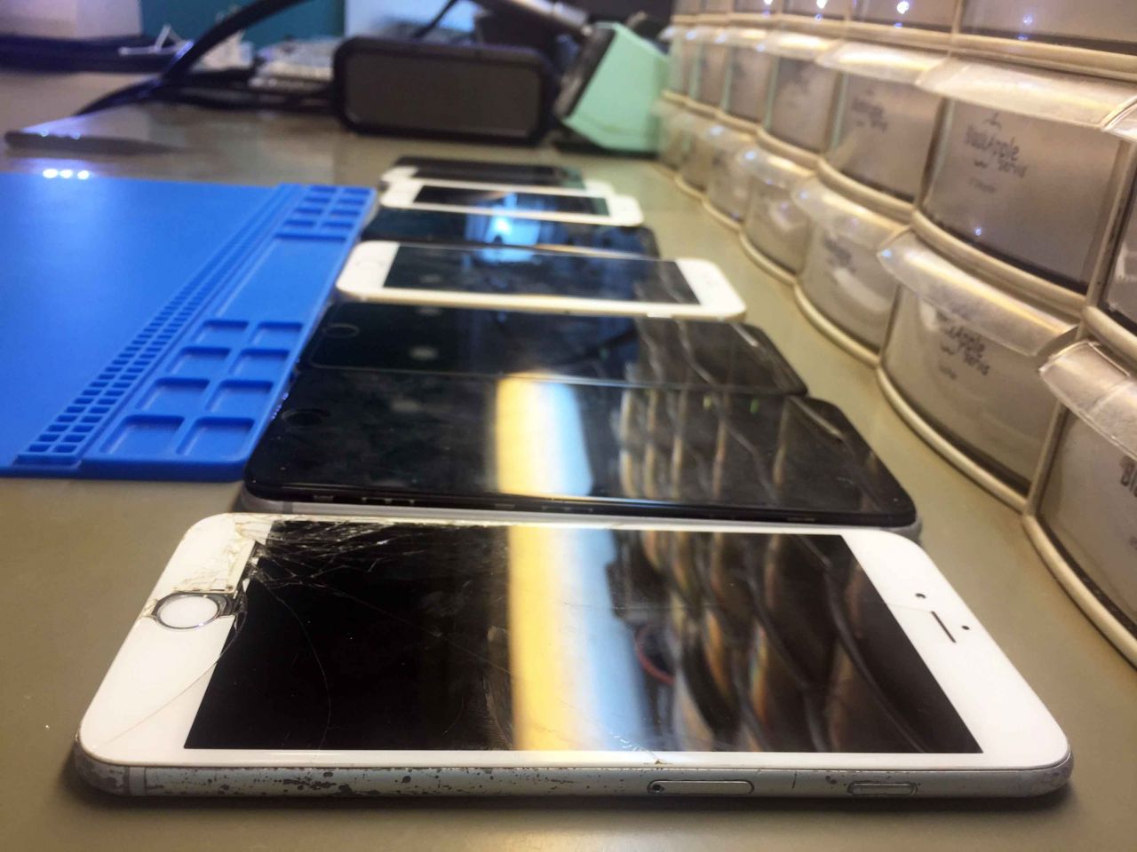 Apple'da skandal: Genç kadının müstehcen fotoğrafları internete sızdı! 6
