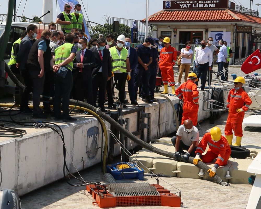 Türkiye'nin en büyük deniz seferberliği başladı! Denizlerdeki müsilaj temizleniyor 55