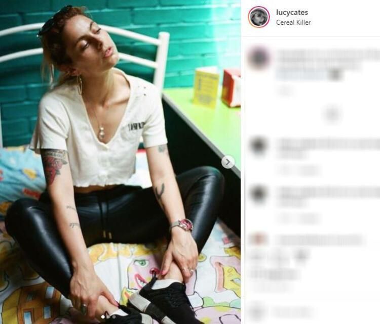 "Seni model yapacağım" diyerek genç kadını kandırdı! İnternette aratınca korkunç gerçeği öğrendi 6