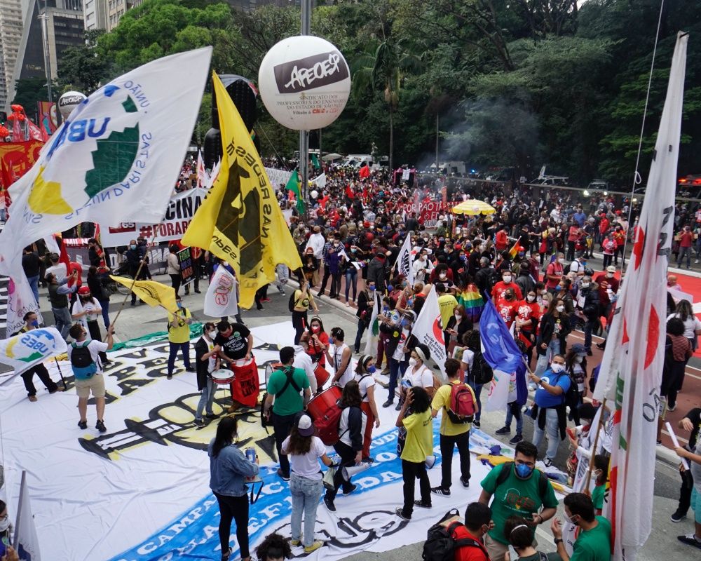 Brezilya'da ülke çapında Bolsonaro hükümeti karşıtı gösteriler düzenlendi 43