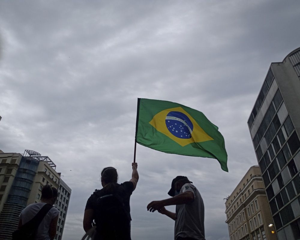 Brezilya'da ülke çapında Bolsonaro hükümeti karşıtı gösteriler düzenlendi 2
