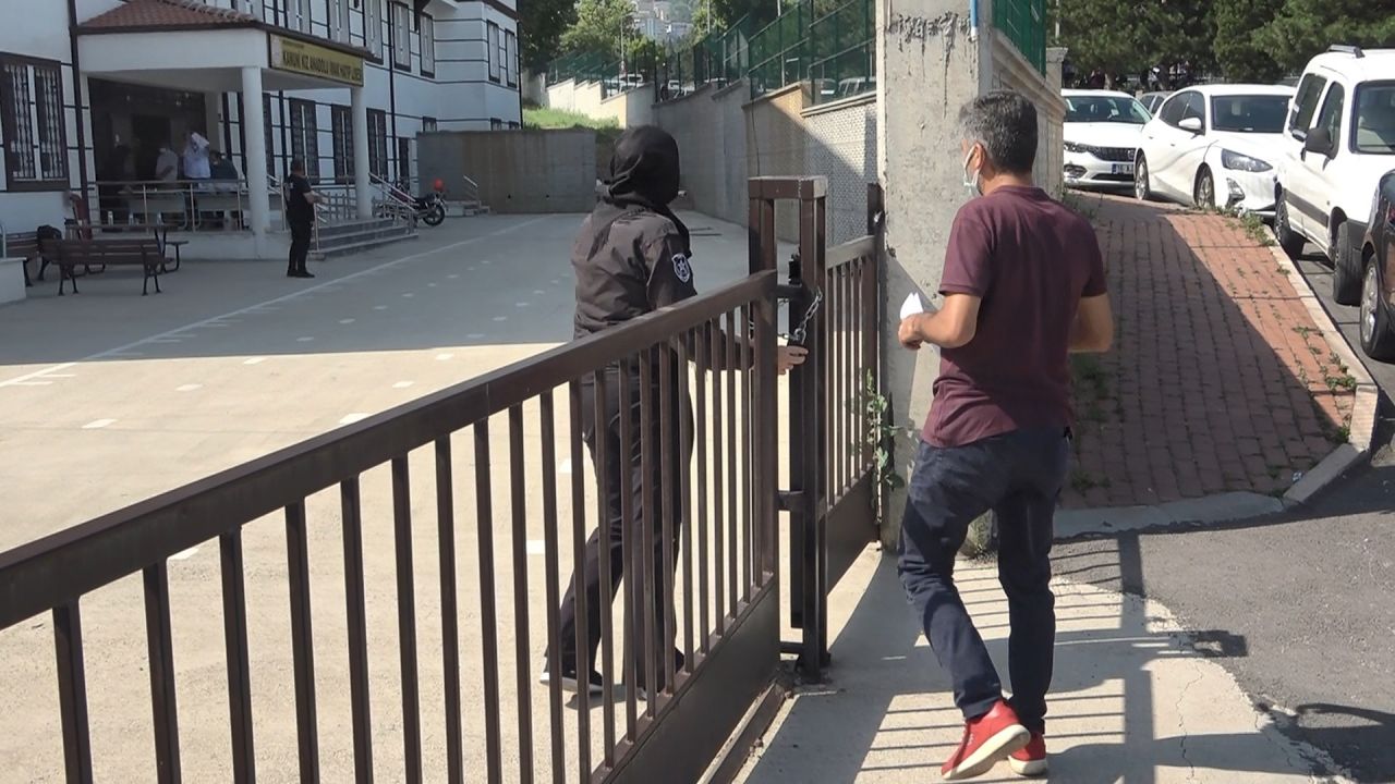 YKS öncesi yurttan manzaralar... Sınava yetişebilmek için zamanla yarıştılar 7