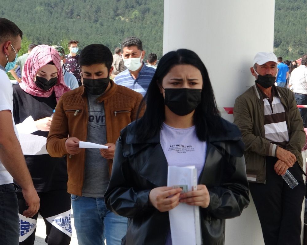YKS öncesi yurttan manzaralar... Sınava yetişebilmek için zamanla yarıştılar 35