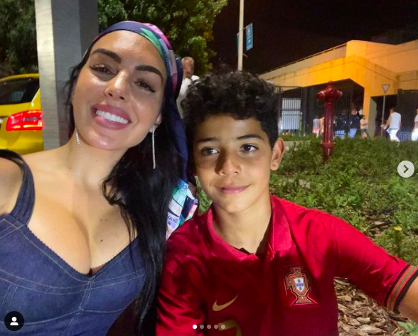 Cristiano Ronaldo'nun sevgilisi Georgina Rodriguez'den tekmelik totemi ifşası 3