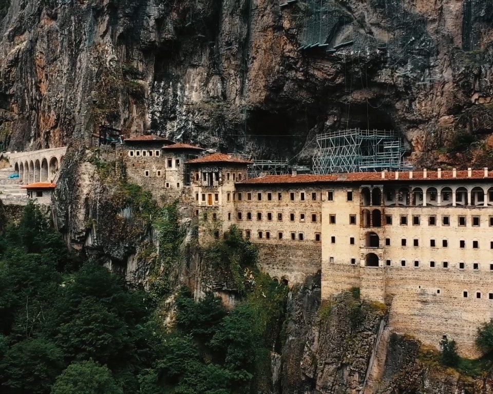 Sümela Manastırı 5 yıl aradan sonra yarın ziyarete açılıyor 24