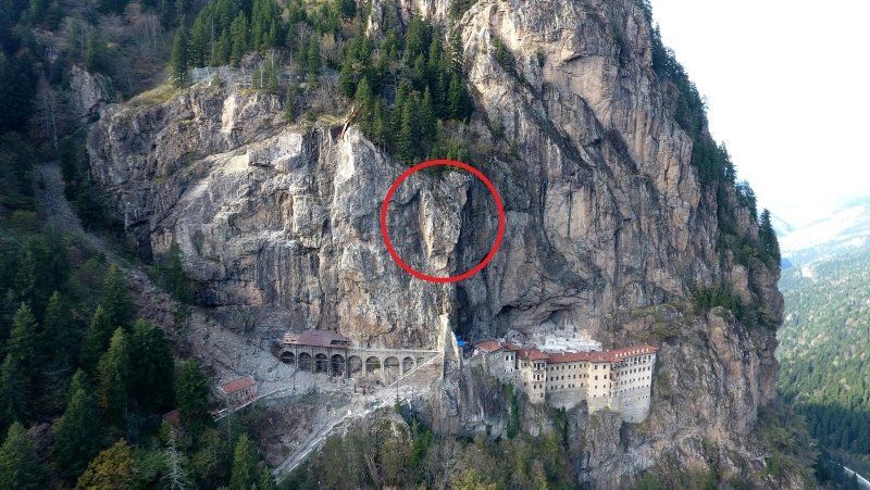 Sümela Manastırı'ndaki büyük tehlike: Ekipler acilen harekete geçti! 1
