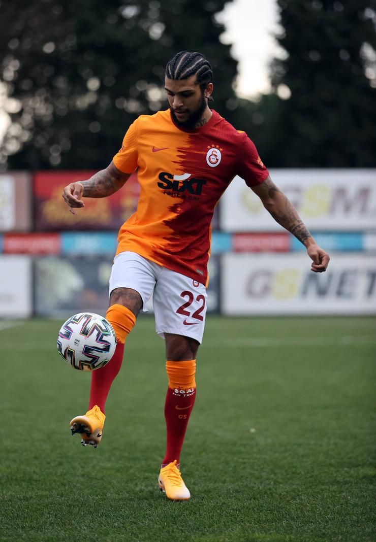 Galatasaray'da ilk hedef beklere gereken takviyeleri yapmak 4