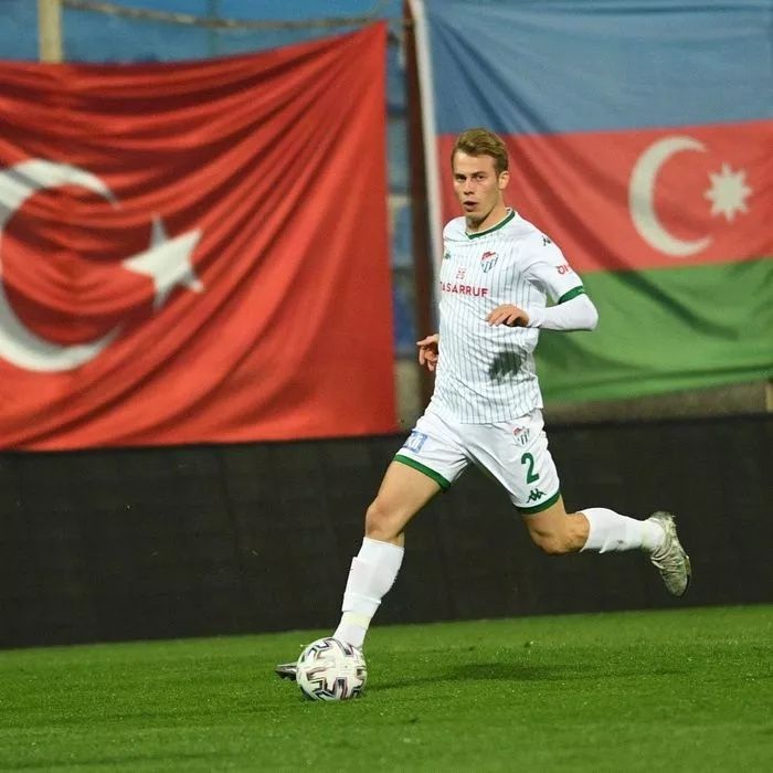 Galatasaray'da ilk hedef beklere gereken takviyeleri yapmak 6