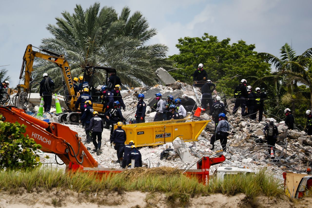 Miami'de çöken binada ölenlerin sayısı 27'ye yükseldi! 118 kişi halen enkaz altında 14