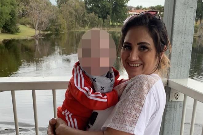 Konteynerden elbise almak isterken feci şekilde can verdi! Vücudunun yarısı içerde yarısı dışarda kaldı! 4