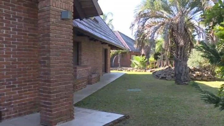 Tosuncuk'un 10 odalı evinde özel kumar bölümü de var! 22