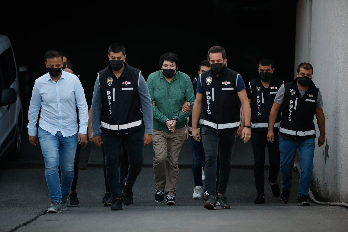 Tosuncuk'tan adliyede ilginç istek: Avukatları poşet poşet taşıdı! 6