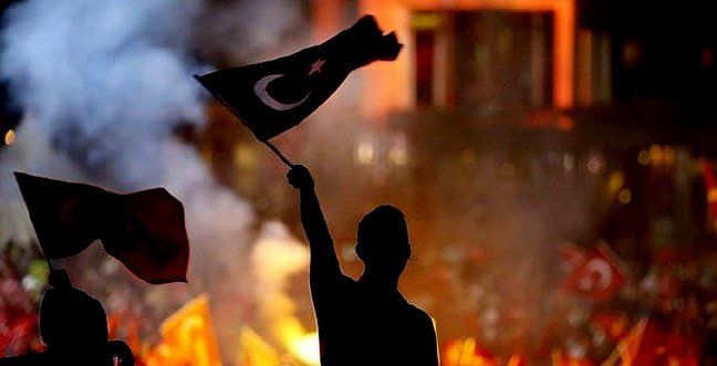 Bugün tüm dualar 15 Temmuz şehitleri için! 2