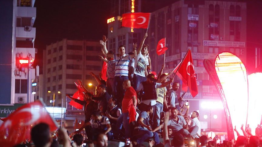 Bugün tüm dualar 15 Temmuz şehitleri için! 3