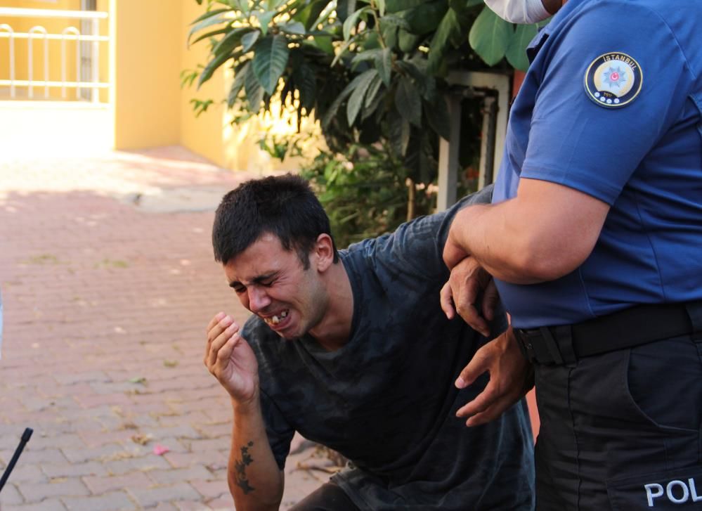 Anne evi terk etti! 4 çocuk açlıktan baygın halde bulundu! '5 yaşındaki çocuğu bile mamayla besliyordu' 16